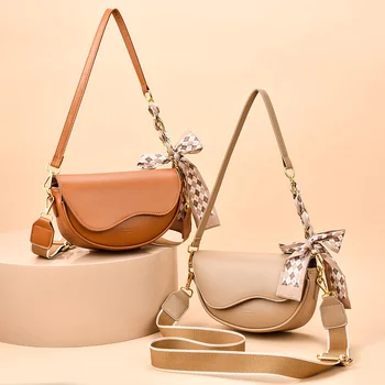 Маленькая роскошная женская сумка Осень и зима 2022, новая модная седельная сумка подмышками, Корейская простая повседневная сумка через плечо
