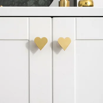 Ручки в форме сердца для мебели Латунная Дверная ручка с одним отверстием Золотого цвета Ручка ящика шкафа Современное оборудование для домашнего декора